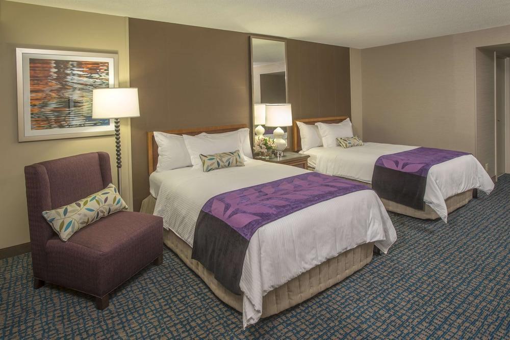 Hilton Peachtree City Atlanta Hotel & Conference Center Екстер'єр фото