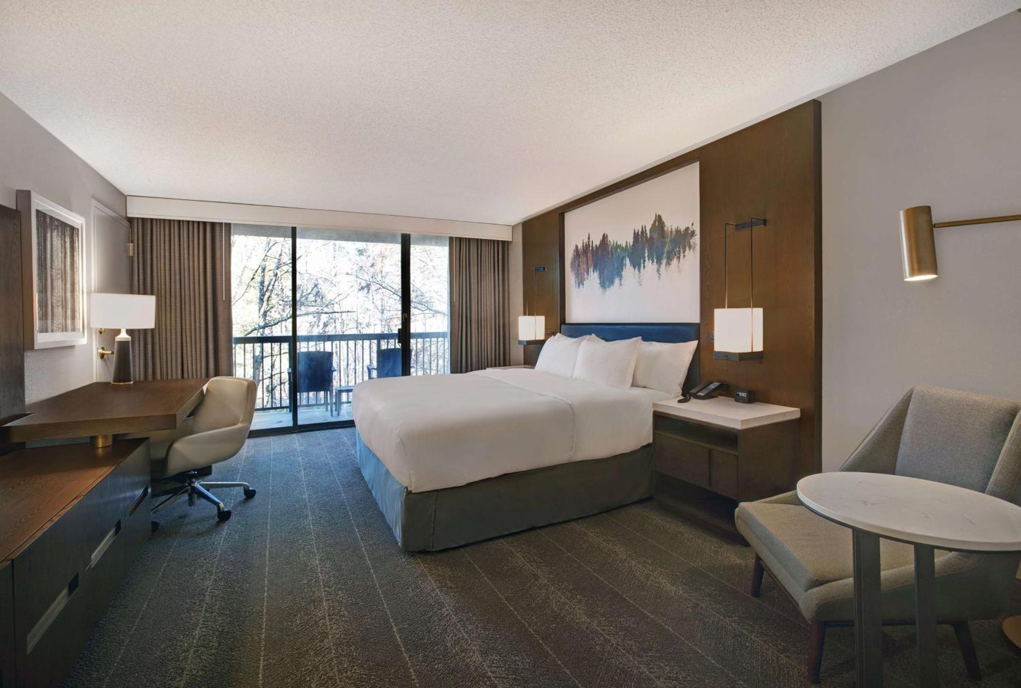 Hilton Peachtree City Atlanta Hotel & Conference Center Екстер'єр фото